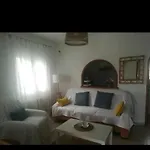 Hébergement de vacances Acogedora Casa Con Piscina *